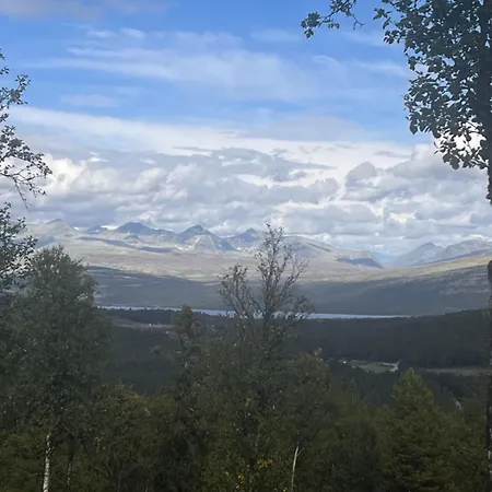 Panoramautsikt Mot Rondane,tur,ski Og Peis Nord-Fron